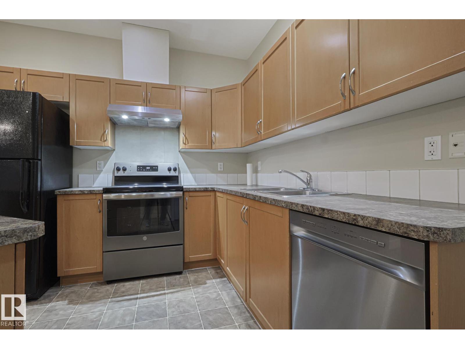 #11 13825 155 Av Nw, Edmonton, Alberta T6V 0B8 - Photo 16 - E4471569