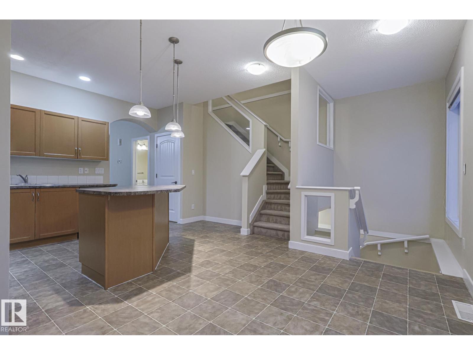 #11 13825 155 Av Nw, Edmonton, Alberta T6V 0B8 - Photo 19 - E4471569