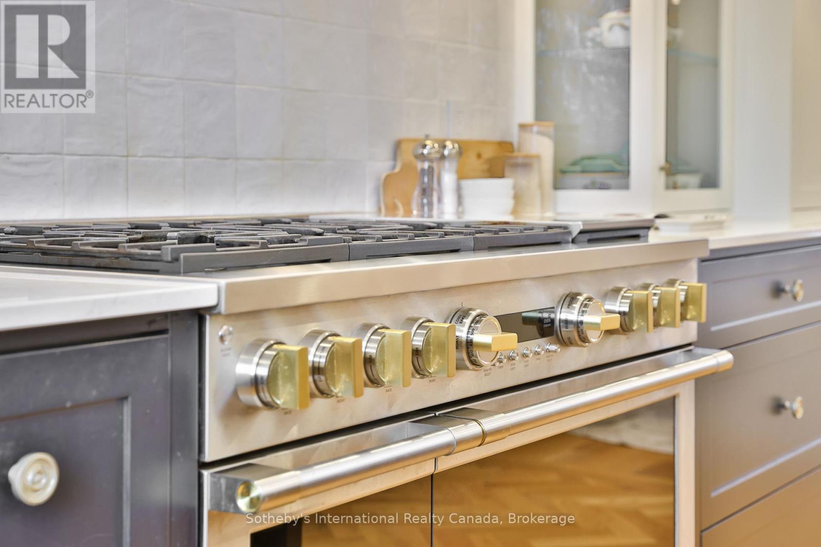 2464 Deer Run Avenue, Oakville, Ontario  L6J 6K9 - Photo 13 - W12741368