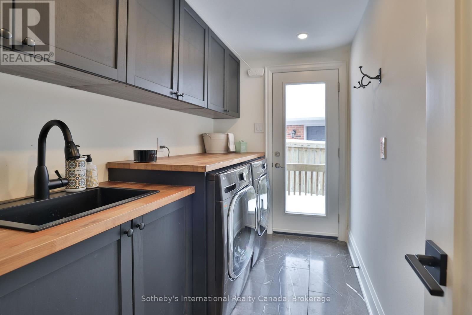 2464 Deer Run Avenue, Oakville, Ontario  L6J 6K9 - Photo 22 - W12741368