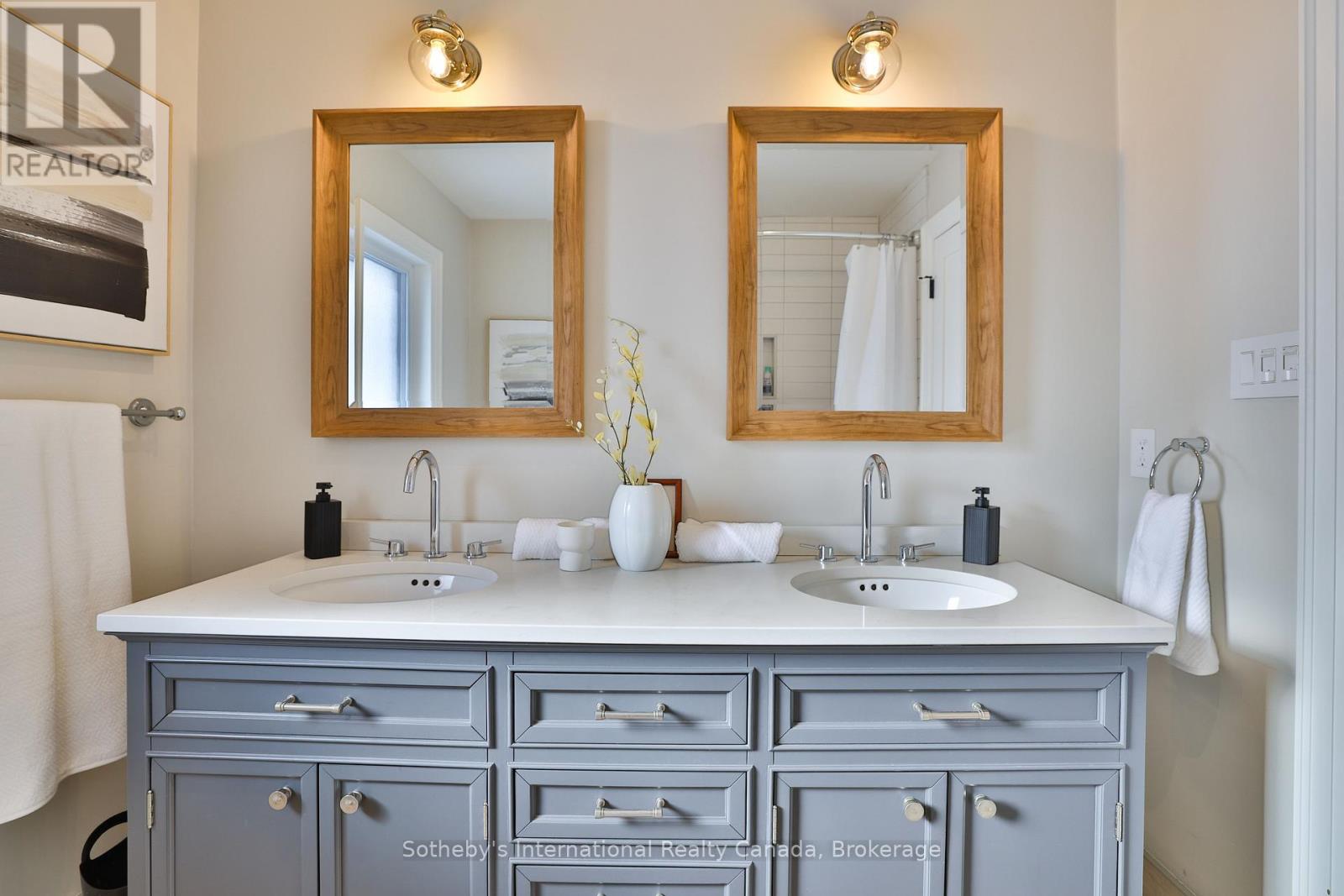 2464 Deer Run Avenue, Oakville, Ontario  L6J 6K9 - Photo 36 - W12741368