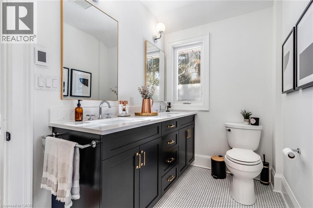 86 Earl Street, Kitchener, Ontario  N2M 2V9 - Photo 29 - 40800039