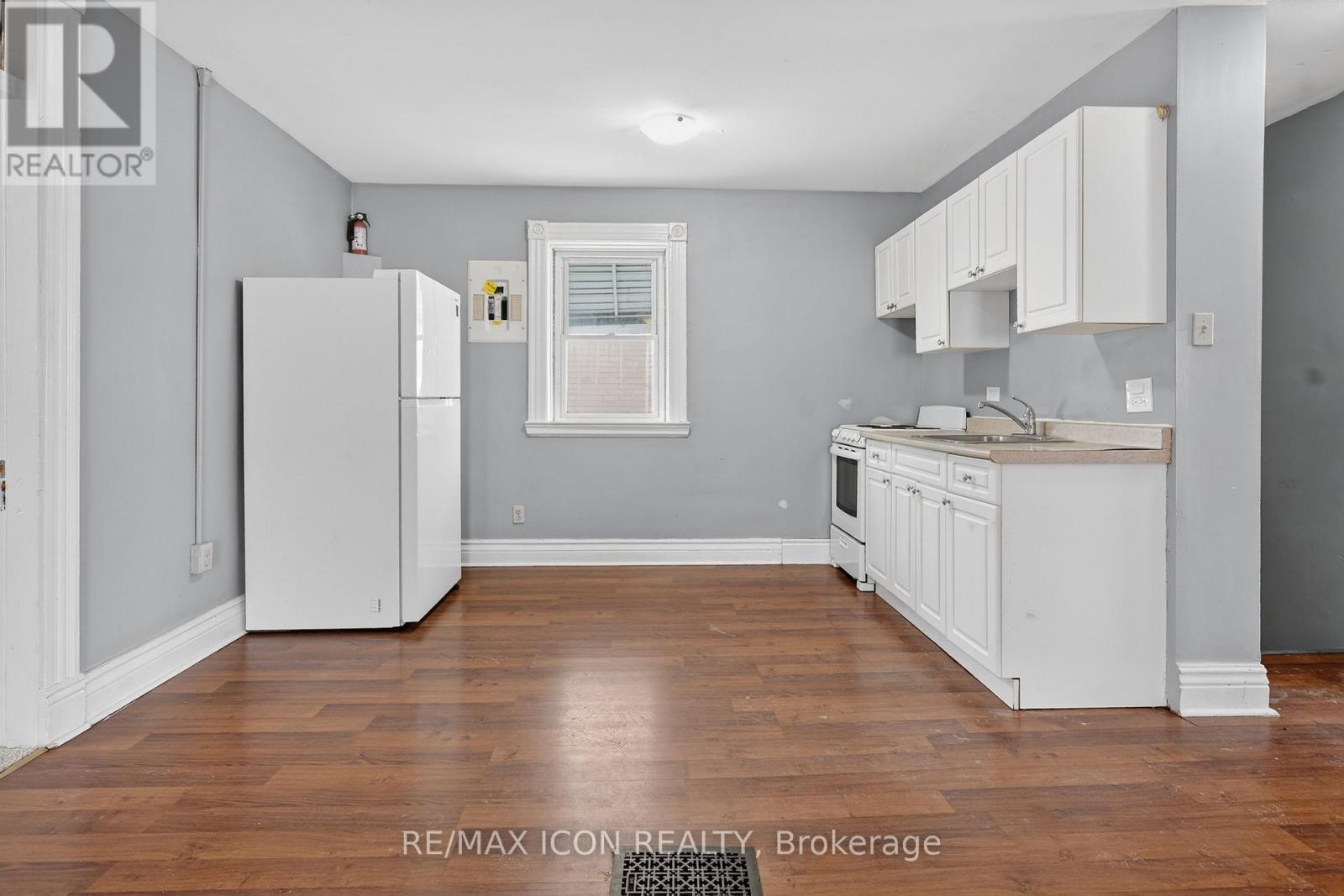 720 Queens Avenue, London East, Ontario  N5W 3H5 - Photo 7 - X12741378