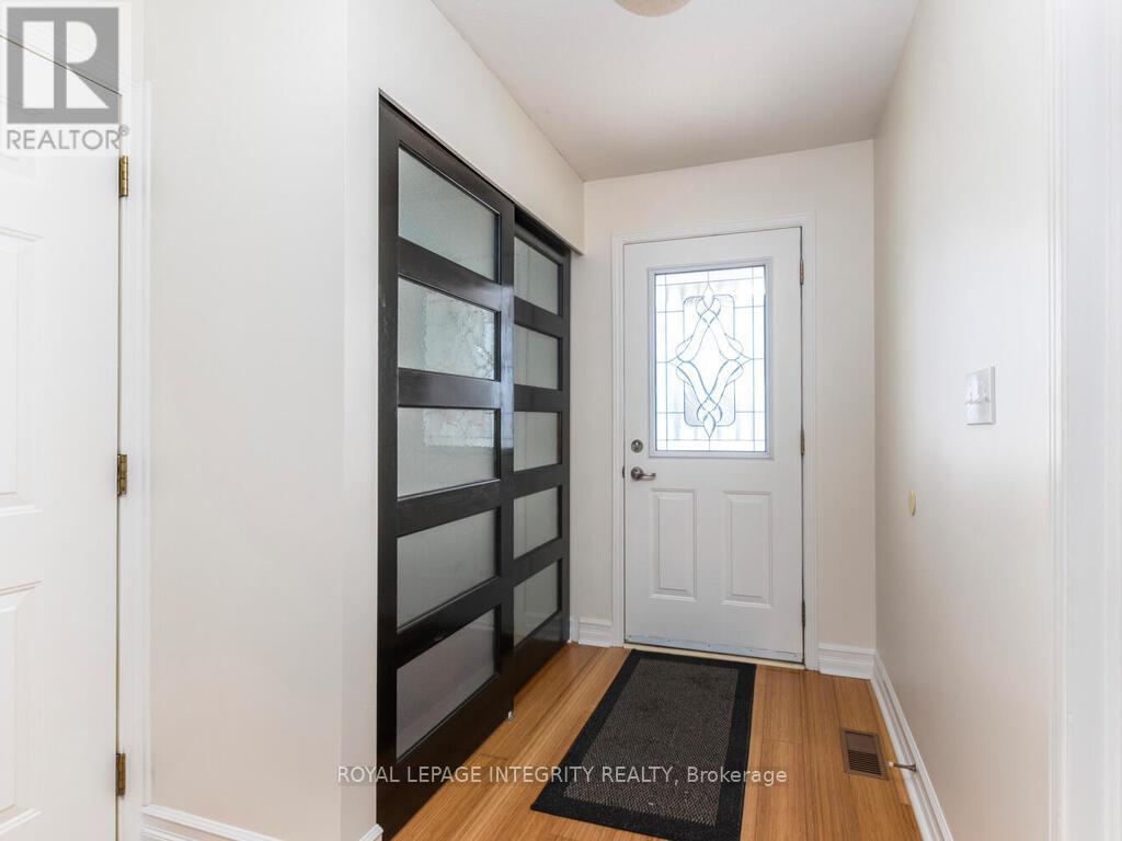 223 Willow Creek Circle, Ottawa, Ontario  K2G 7B1 - Photo 3 - X12741380