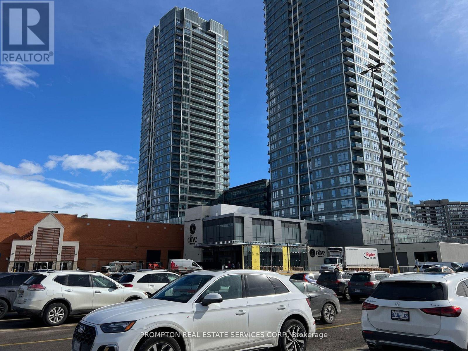 B-2005 - 50 Upper Mall Way, Vaughan, Ontario  L4J 0L8 - Photo 2 - N12741370