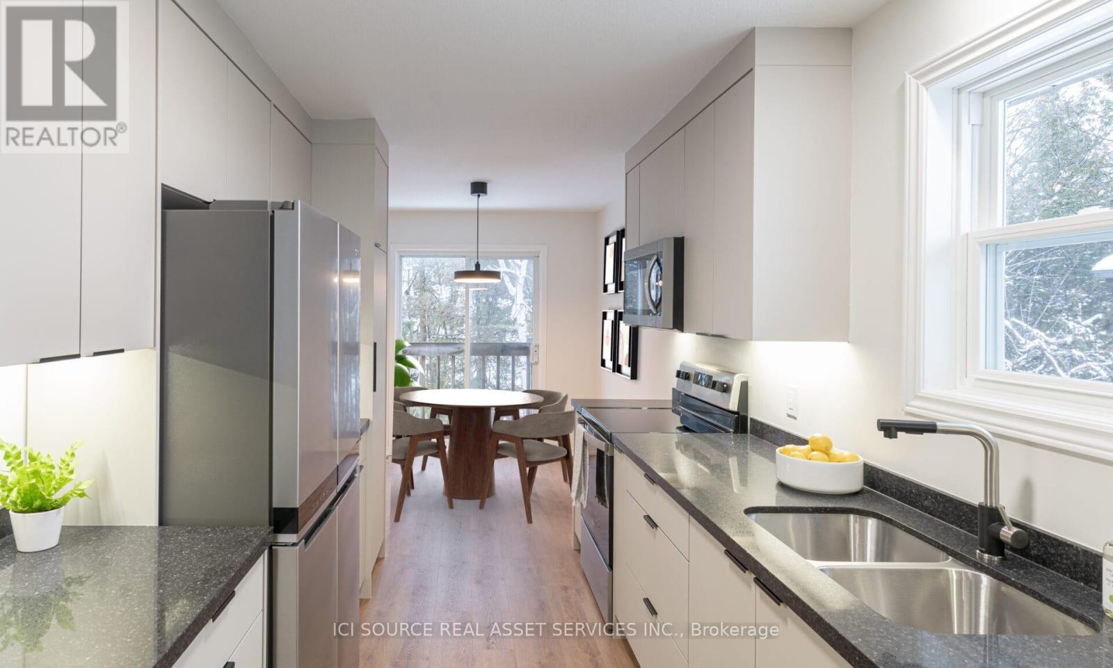 Main Fl - 18 Louise Lane, Orillia, Ontario  L3V 7W1 - Photo 3 - S12741360