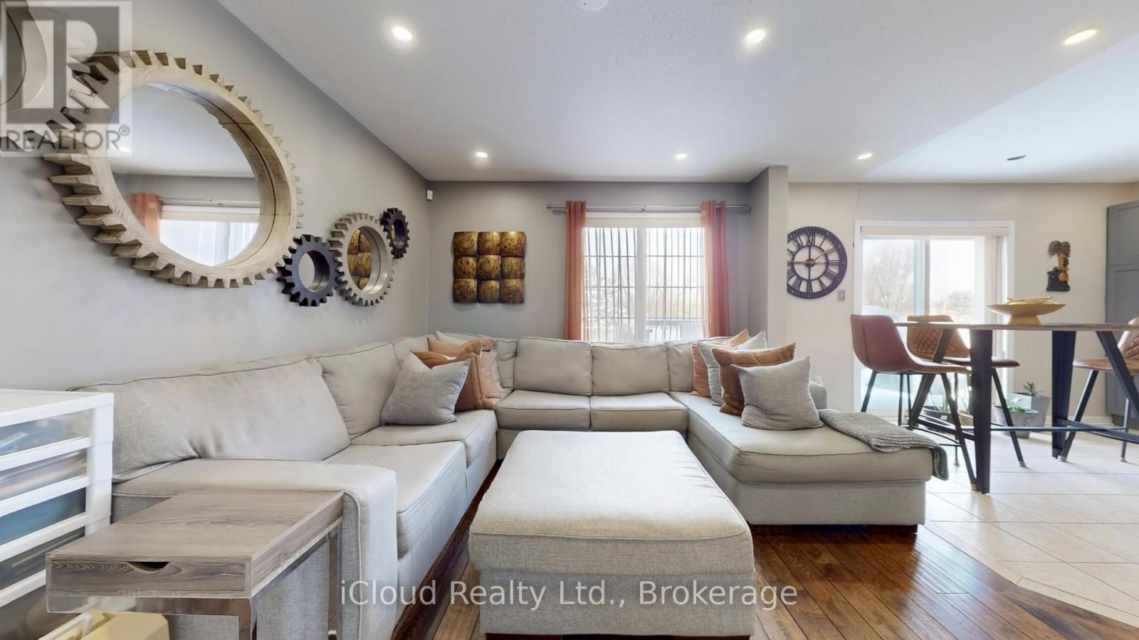 52 Tianalee Crescent, Brampton, Ontario  L7A 2X2 - Photo 9 - W12741356