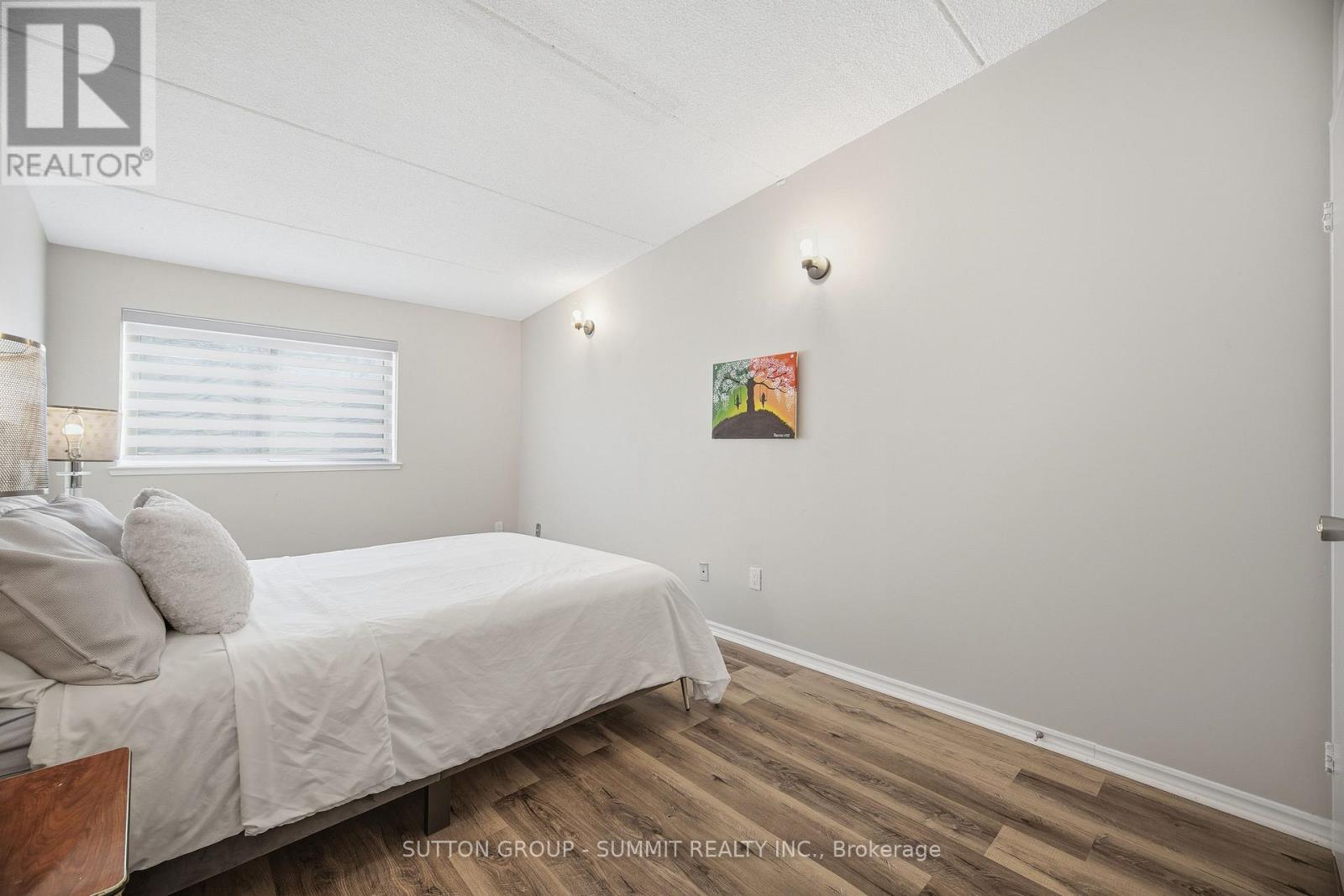 211 - 180 Mississauga Valley Boulevard, Mississauga, Ontario  L5A 3M2 - Photo 30 - W12741374