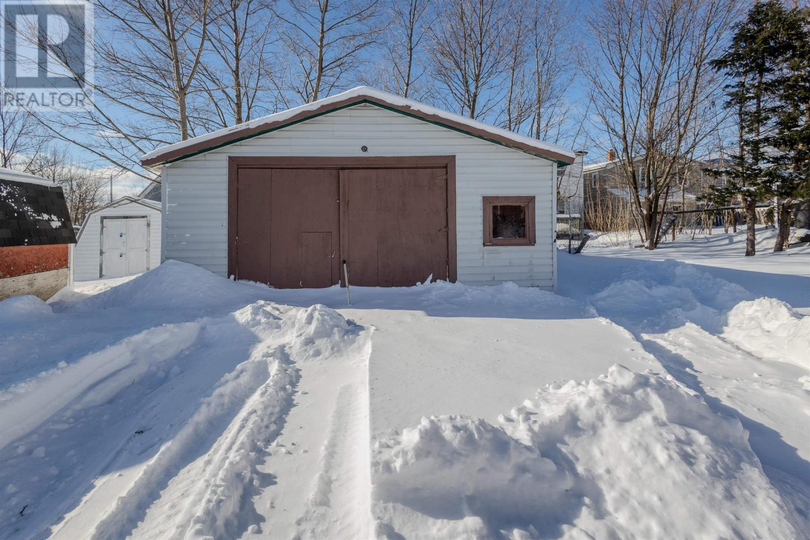 192-194 Gatacre Street, Sydney, Nova Scotia  B1N 1Z2 - Photo 5 - 202601117