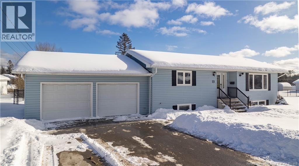 13 Abbott Street, St. Stephen, New Brunswick  E3L 3C4 - Photo 1 - NB132788