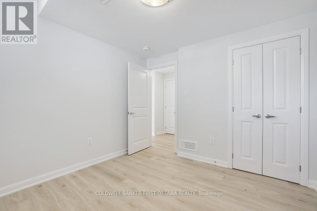 917 Creekway Private, Ottawa, Ontario  K2T 0S9 - Photo 22 - X12741392