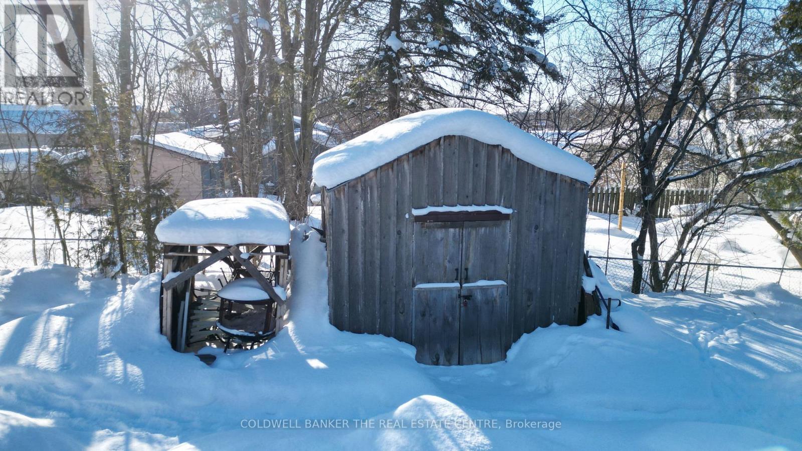 135 Simcoe Street, Orillia, Ontario  L3V 1G8 - Photo 25 - S12741408