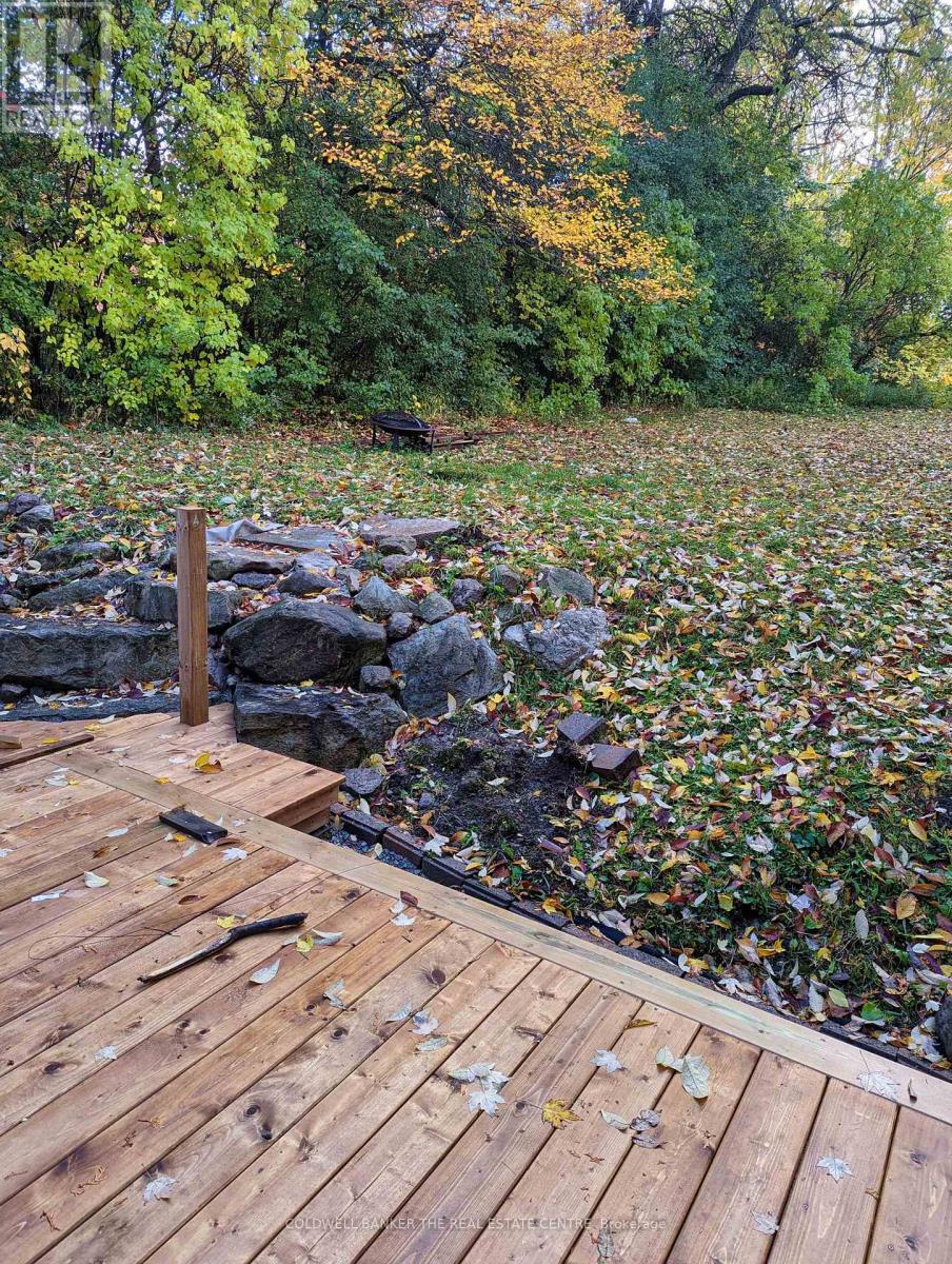 135 Simcoe Street, Orillia, Ontario  L3V 1G8 - Photo 26 - S12741408