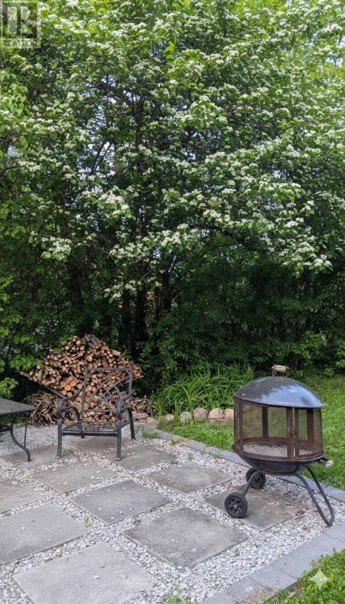 135 Simcoe Street, Orillia, Ontario  L3V 1G8 - Photo 27 - S12741408