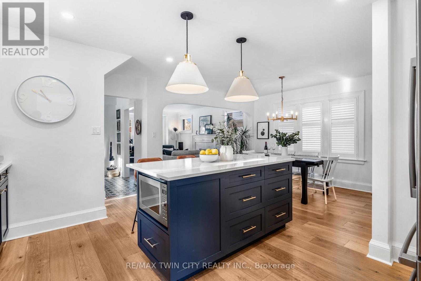 86 Earl Street, Kitchener, Ontario  N2M 2V9 - Photo 13 - X12741386