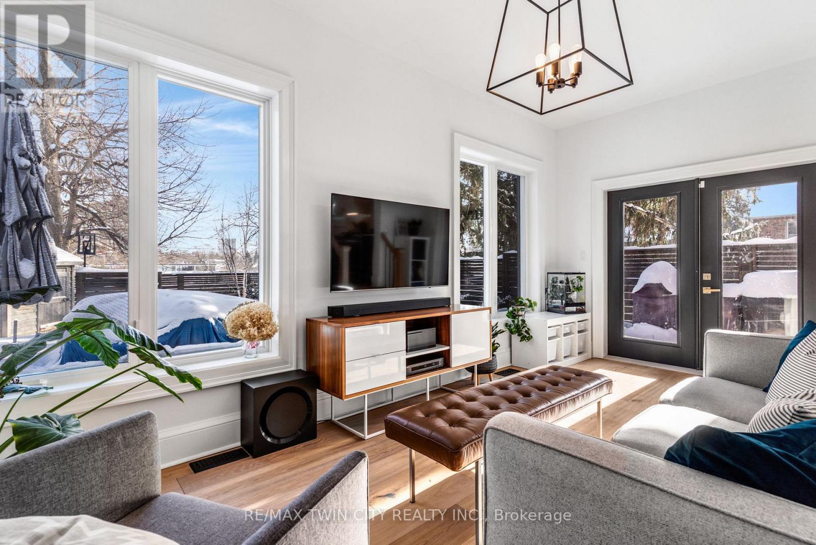 86 Earl Street, Kitchener, Ontario  N2M 2V9 - Photo 18 - X12741386