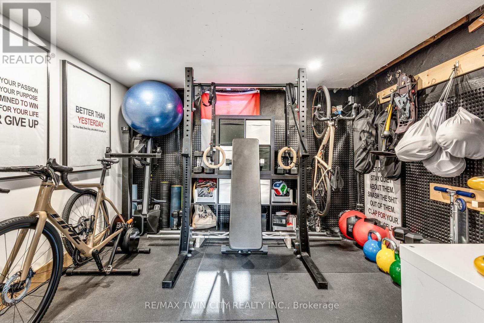 86 Earl Street, Kitchener, Ontario  N2M 2V9 - Photo 34 - X12741386