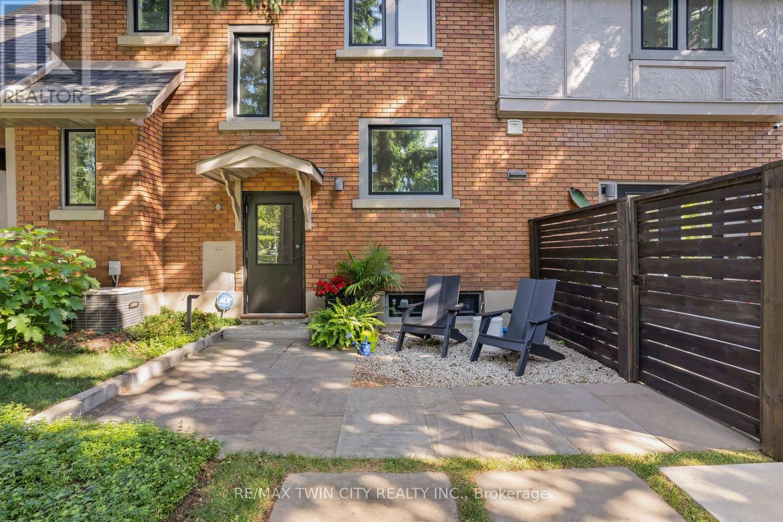 86 Earl Street, Kitchener, Ontario  N2M 2V9 - Photo 39 - X12741386