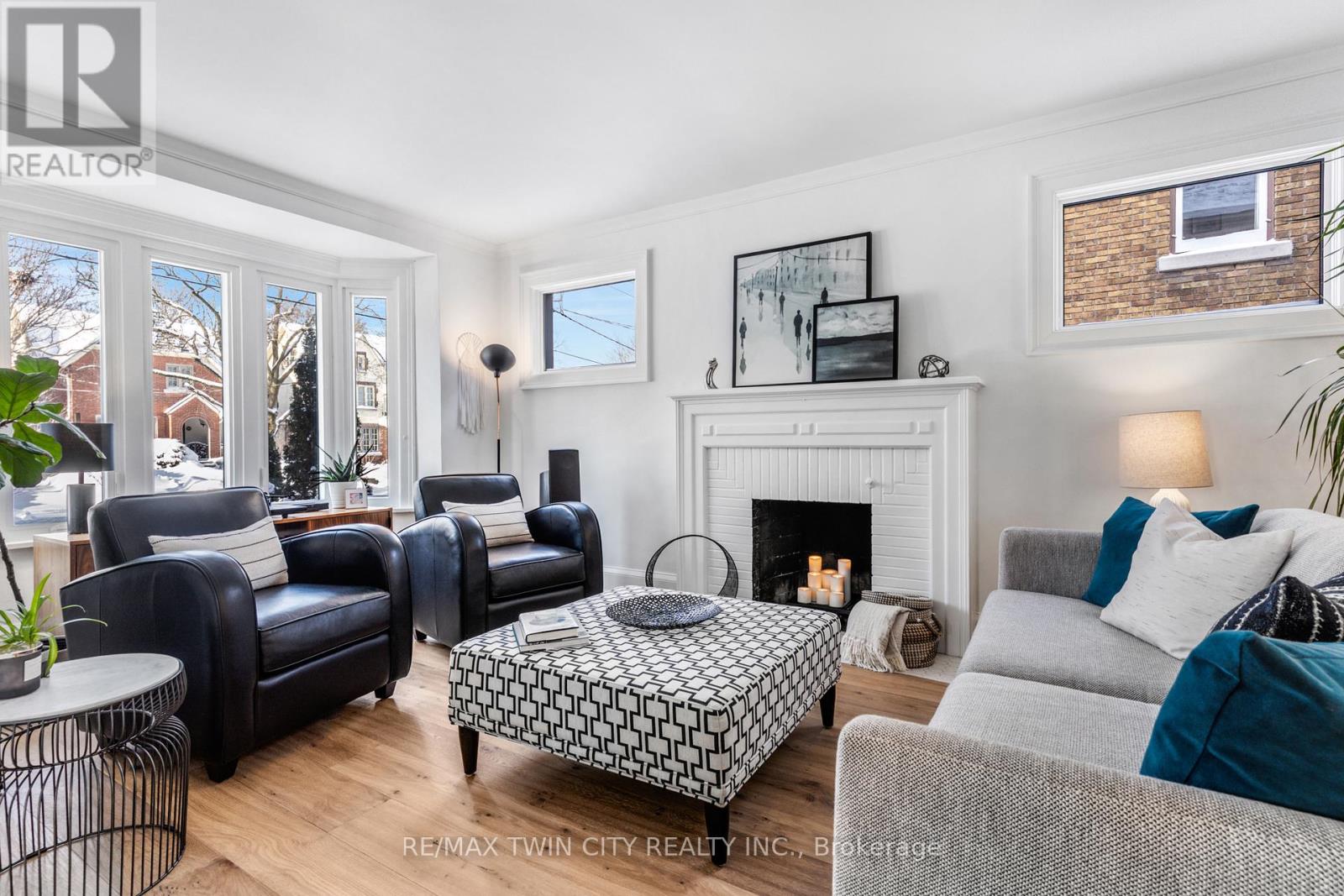 86 Earl Street, Kitchener, Ontario  N2M 2V9 - Photo 5 - X12741386