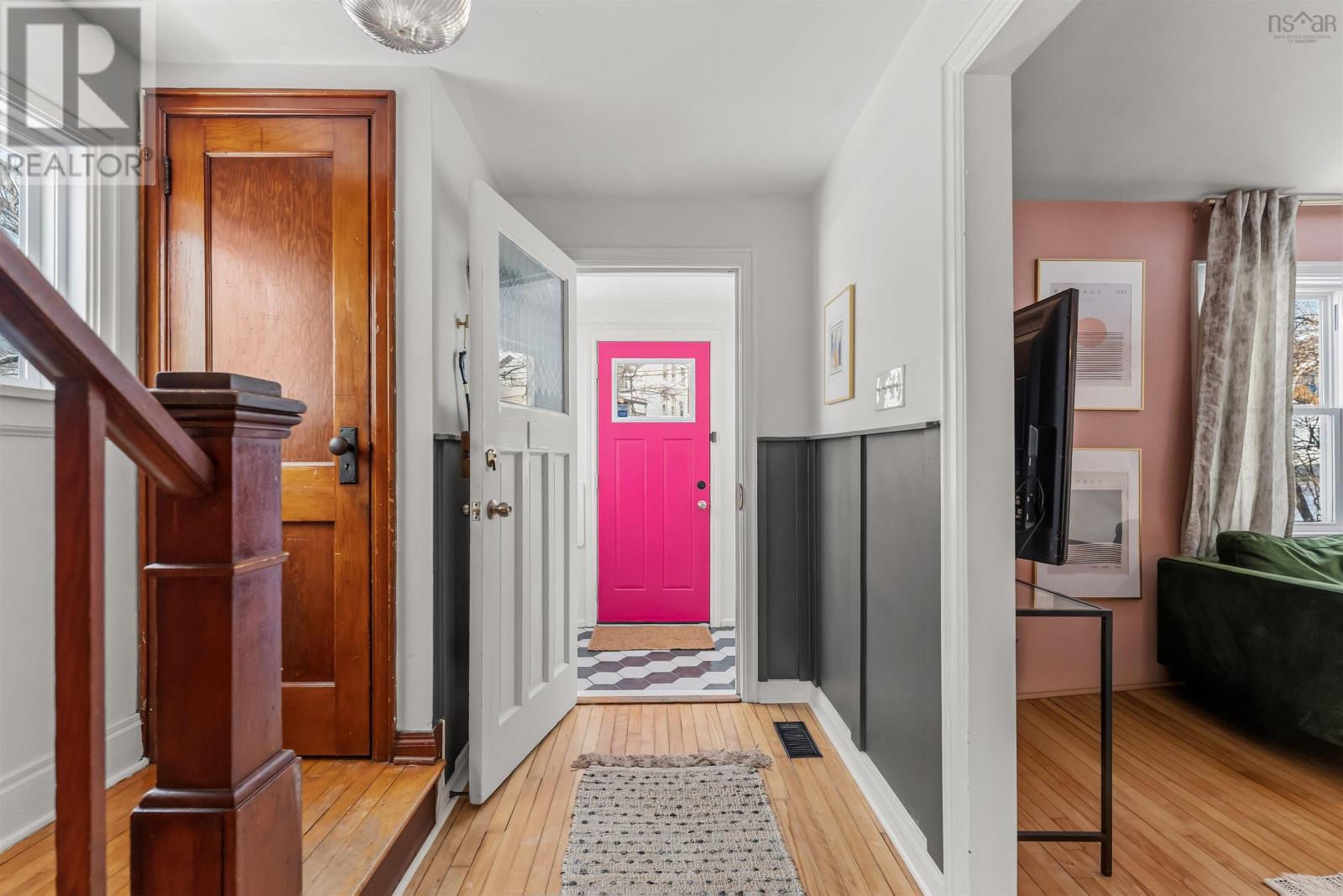 332 Portland Street, Dartmouth, Nova Scotia  B2Y 1K6 - Photo 3 - 202601743