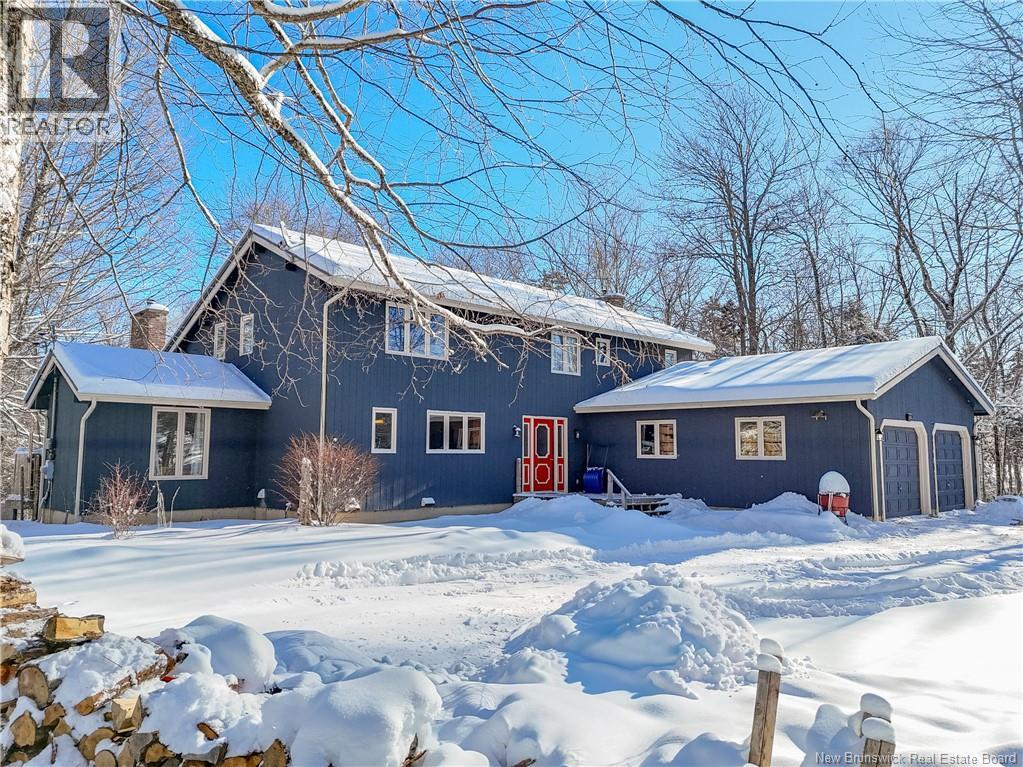 80 Fawn Crescent, Fredericton, New Brunswick  E3E 1B5 - Photo 2 - NB132383