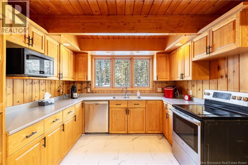 80 Fawn Crescent, Fredericton, New Brunswick  E3E 1B5 - Photo 4 - NB132383