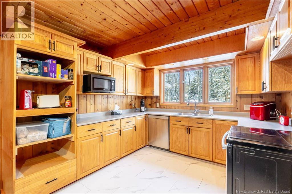 80 Fawn Crescent, Fredericton, New Brunswick  E3E 1B5 - Photo 5 - NB132383