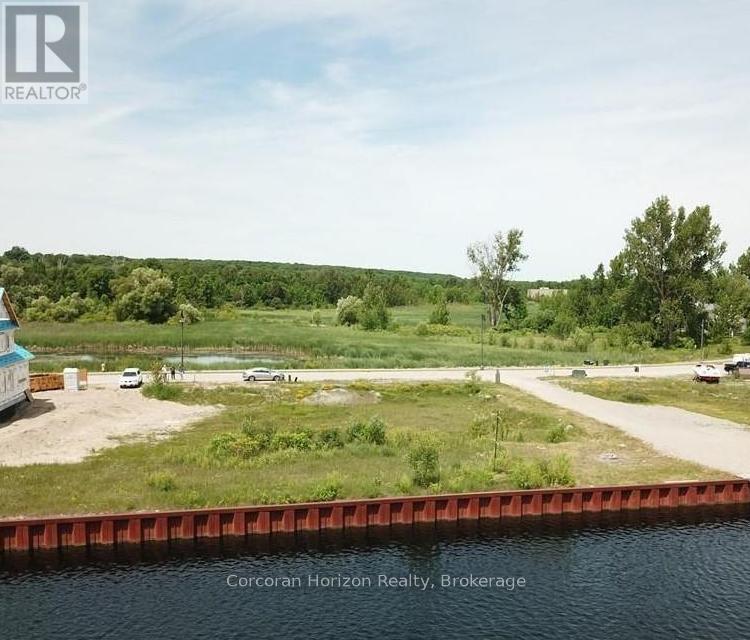 19 Dock Lane, Tay, Ontario  L0K 1R0 - Photo 2 - S12741416