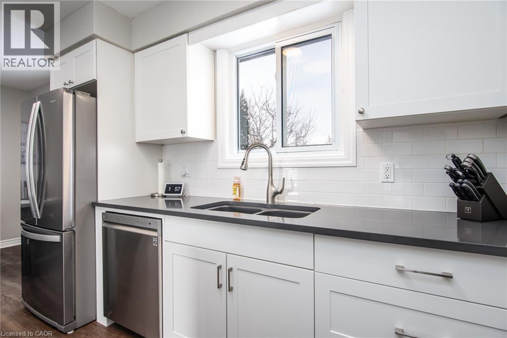 35 Roberts Crescent, Kitchener, Ontario  N2E 1A6 - Photo 21 - 40801526