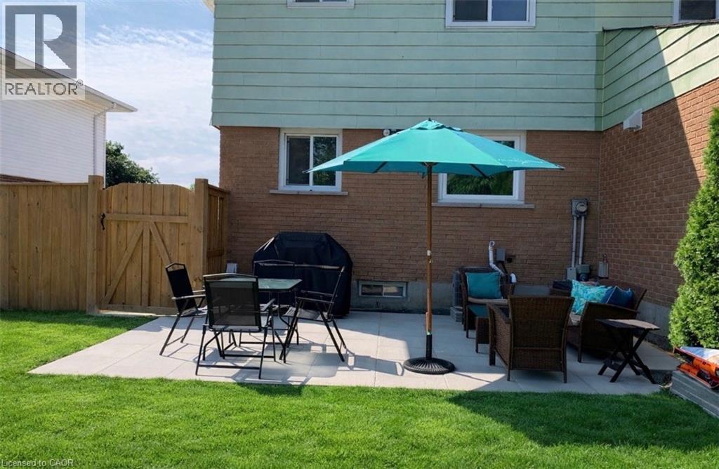 35 Roberts Crescent, Kitchener, Ontario  N2E 1A6 - Photo 6 - 40801526