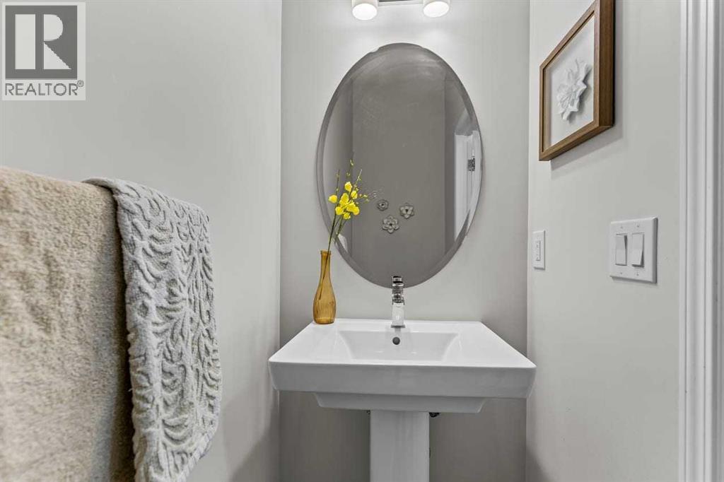 51 Yorkville Boulevard Sw, Calgary, Alberta  T2X 4K2 - Photo 17 - A2278471