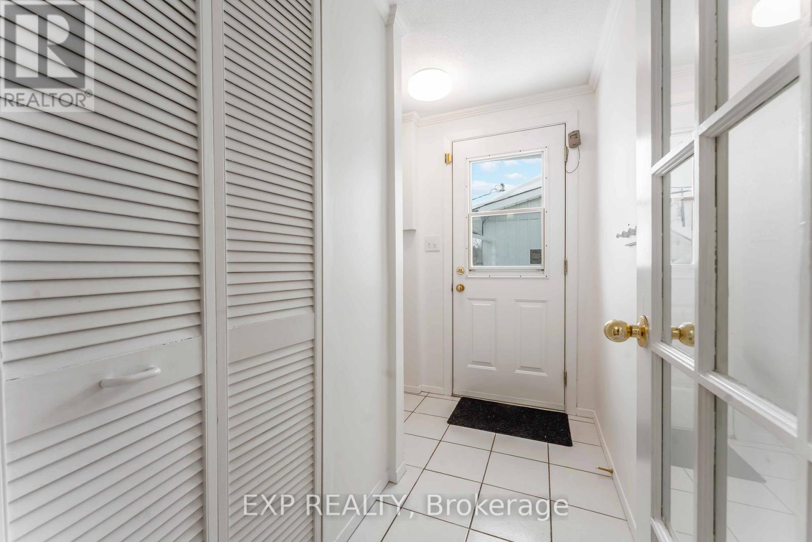 303 Amiens Street, Ottawa, Ontario  K1E 1N3 - Photo 18 - X12741450