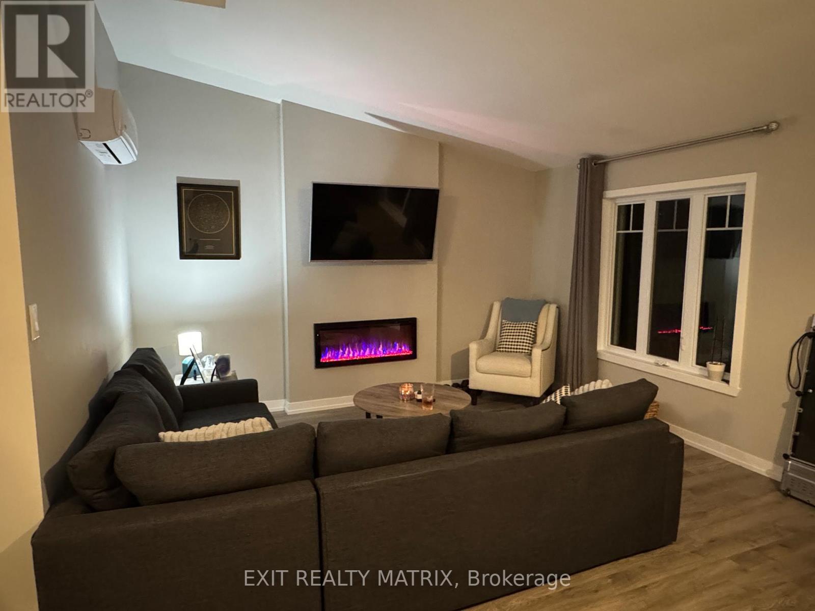 9 - 83 St Moritz Terrace, Russell, Ontario  K0A 1W0 - Photo 3 - X12741482