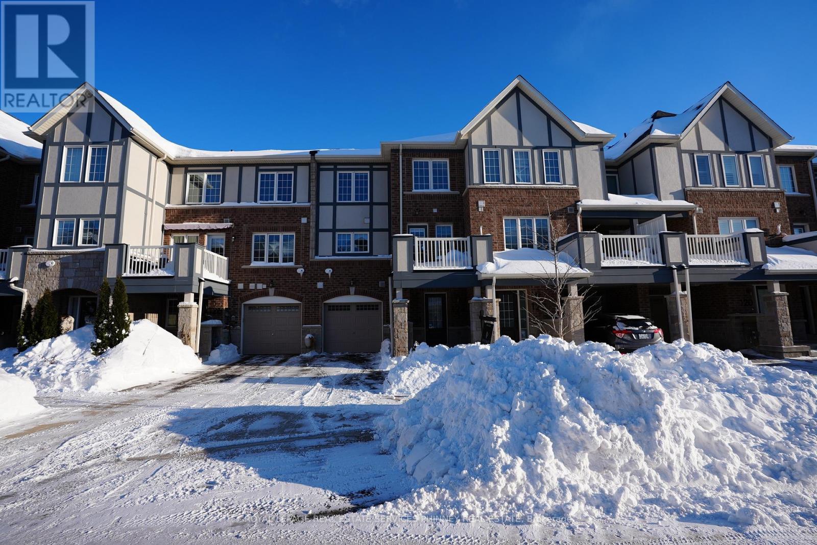 124 STORK STREET, Oakville, Ontario