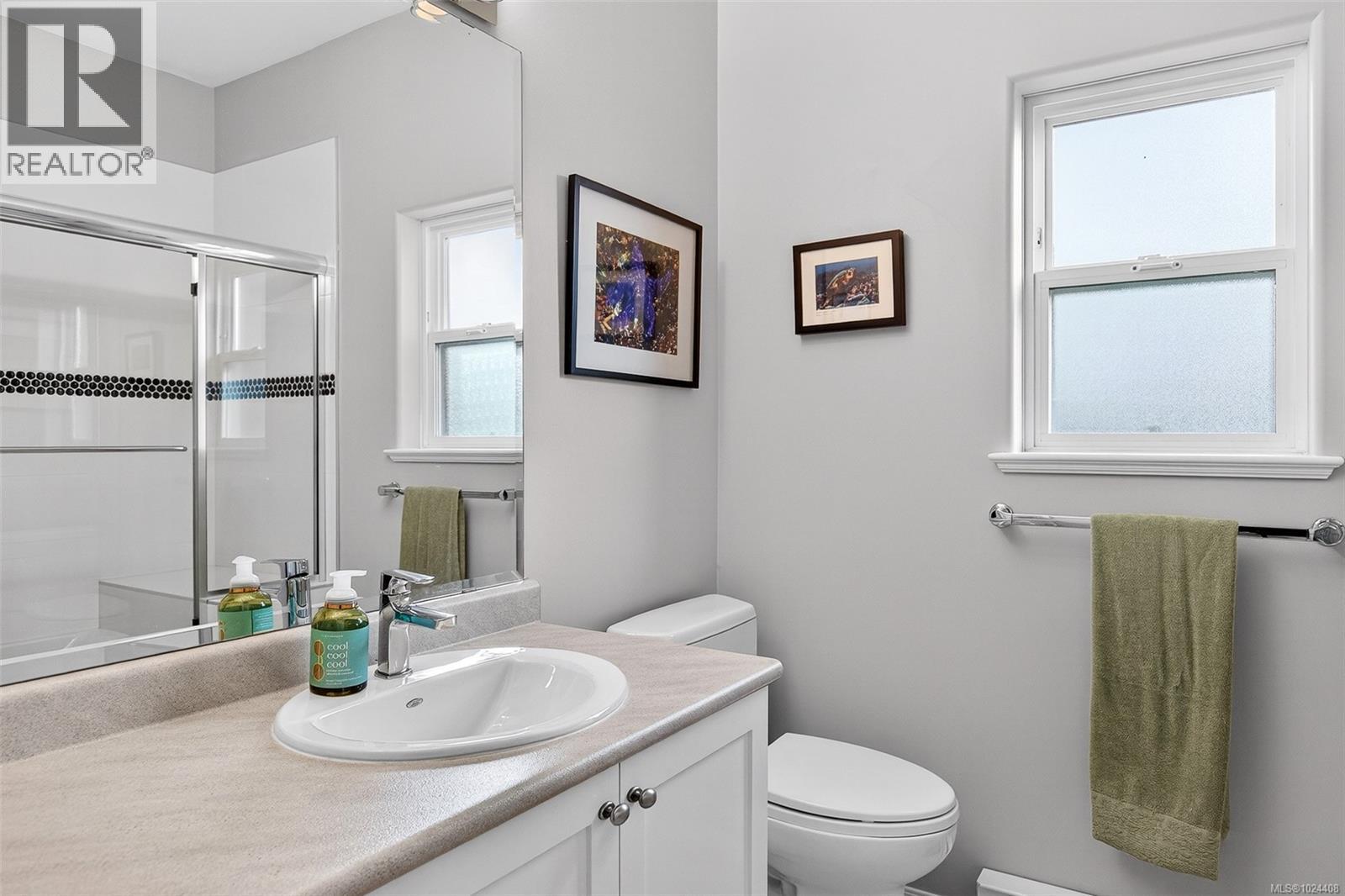 5 2235 Harbour Rd, Sidney, British Columbia  V8L 2P7 - Photo 36 - 1024408