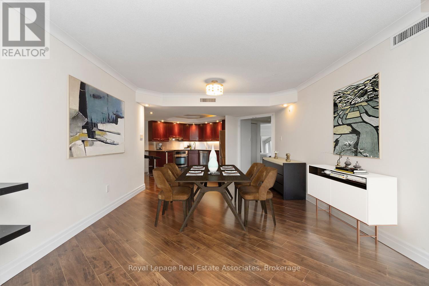 2014 - 1001 Bay Street, Toronto, Ontario  M5S 3A6 - Photo 10 - C12741480