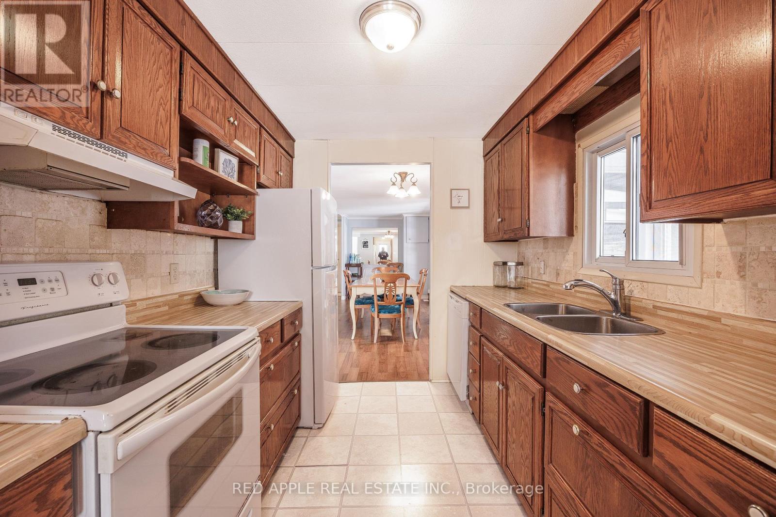 30 Mimosa Drive, Innisfil, Ontario  L9S 1P8 - Photo 22 - N12741466