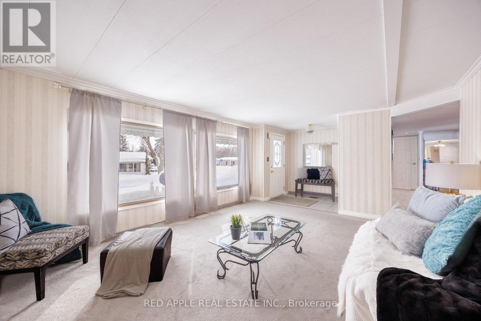 30 Mimosa Drive, Innisfil, Ontario  L9S 1P8 - Photo 8 - N12741466