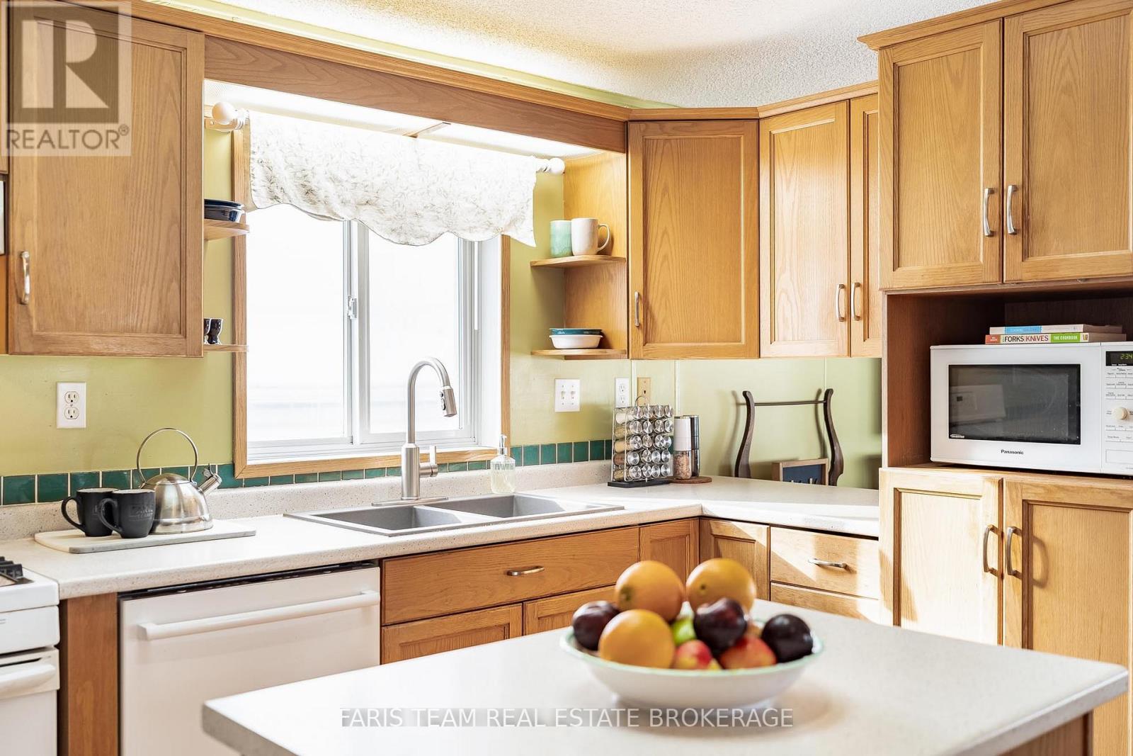 1407 Fox Road, Severn, Ontario  L3V 0V4 - Photo 5 - S12741468