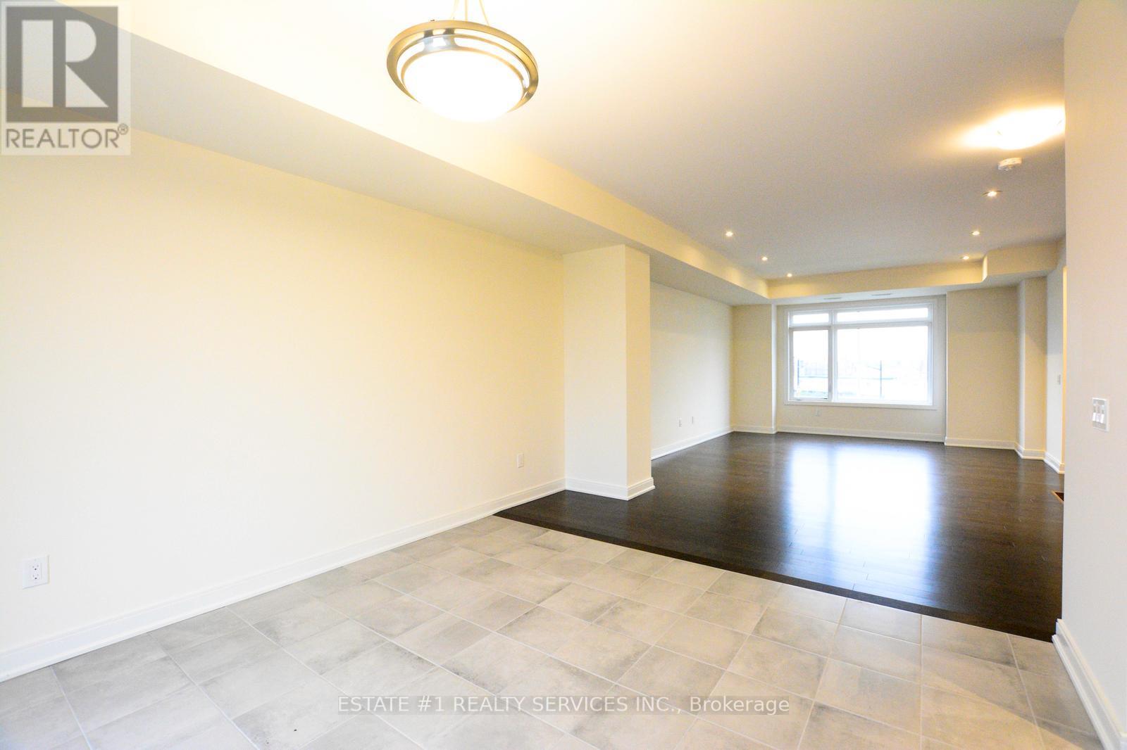 357 Veterans Drive, Brampton, Ontario  L7A 4W1 - Photo 13 - W12741464