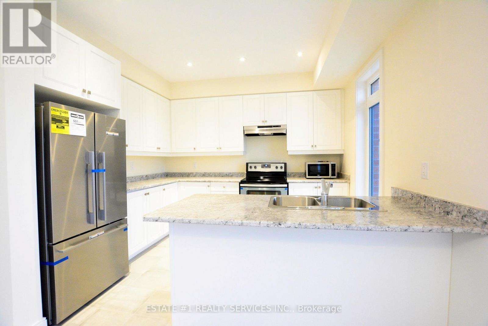 357 Veterans Drive, Brampton, Ontario  L7A 4W1 - Photo 24 - W12741464