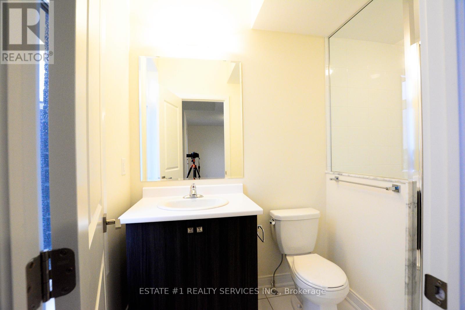 357 Veterans Drive, Brampton, Ontario  L7A 4W1 - Photo 29 - W12741464