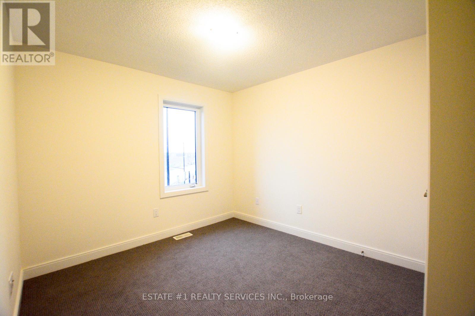 357 Veterans Drive, Brampton, Ontario  L7A 4W1 - Photo 33 - W12741464