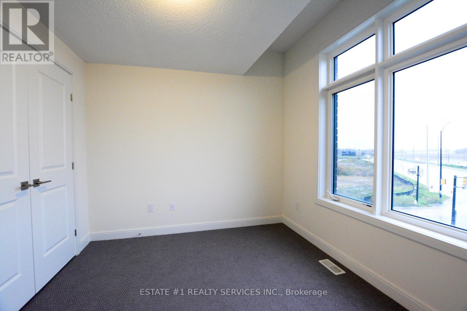 357 Veterans Drive, Brampton, Ontario  L7A 4W1 - Photo 34 - W12741464