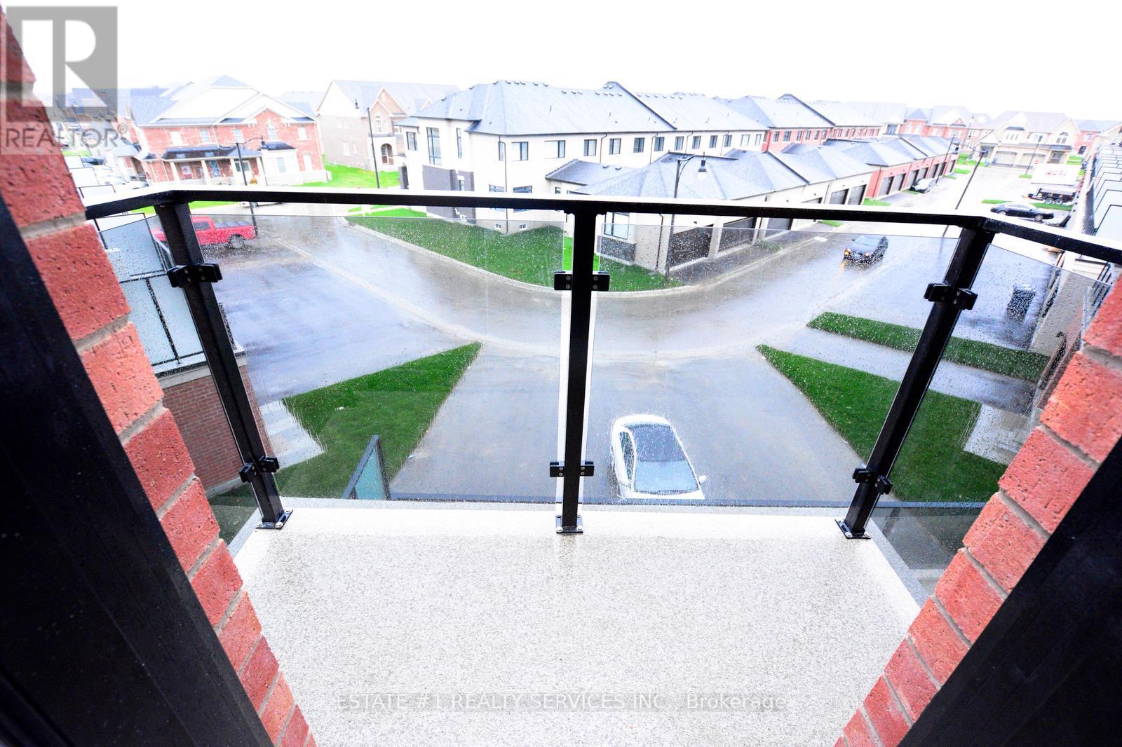 357 Veterans Drive, Brampton, Ontario  L7A 4W1 - Photo 39 - W12741464