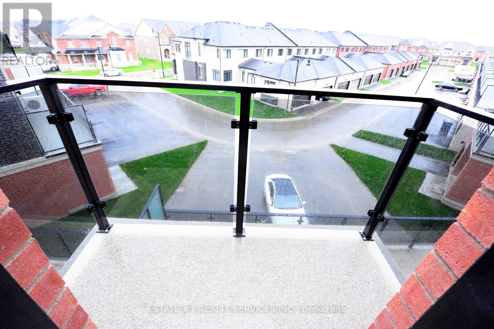 357 Veterans Drive, Brampton, Ontario  L7A 4W1 - Photo 40 - W12741464