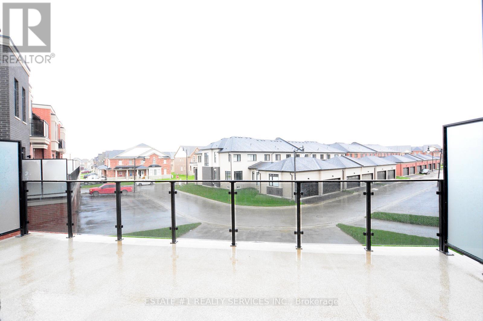 357 Veterans Drive, Brampton, Ontario  L7A 4W1 - Photo 41 - W12741464
