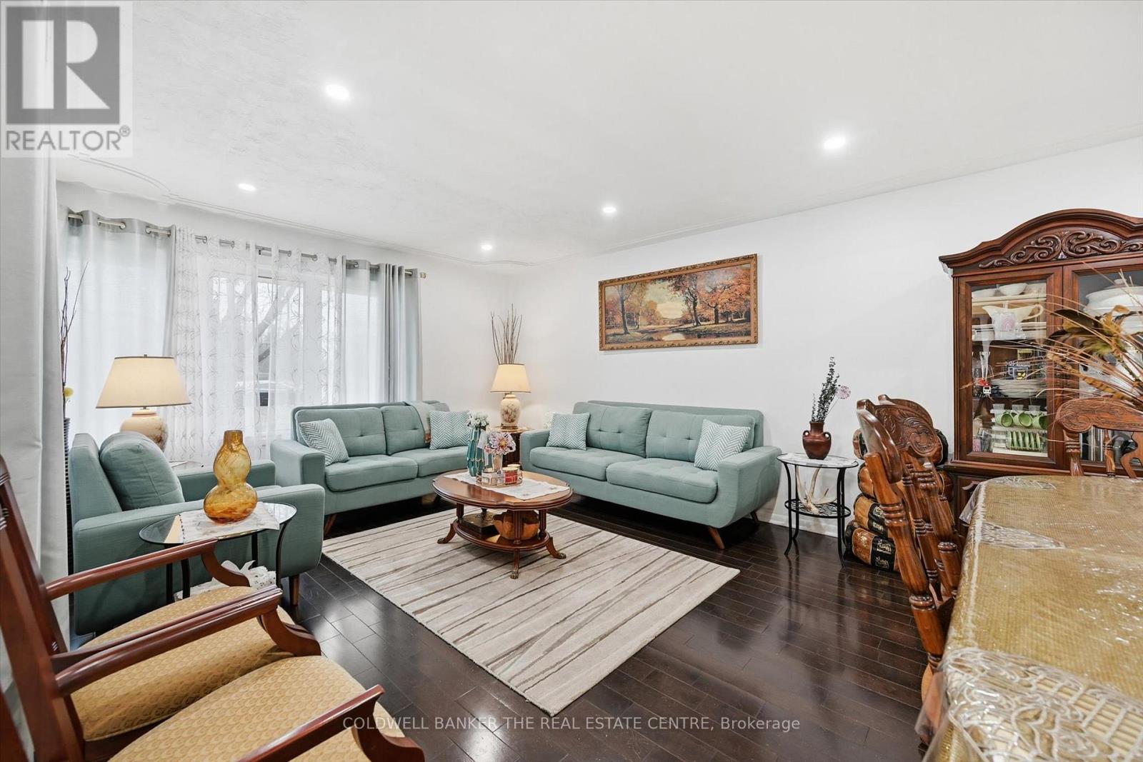 356 Mountain Road, Grimsby, Ontario  L3M 4E7 - Photo 6 - X12741426