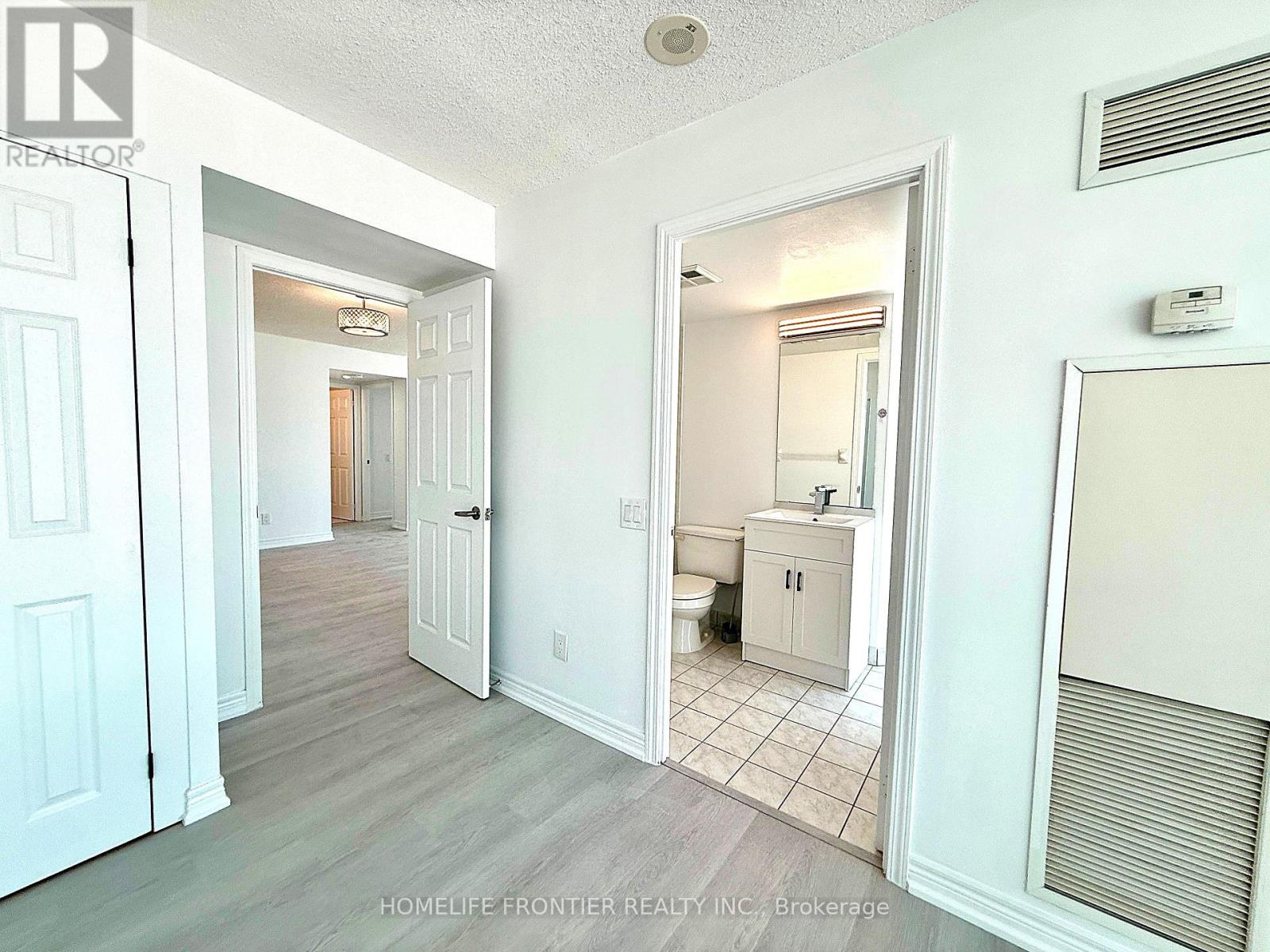 2105 - 83 Borough Drive, Toronto, Ontario  M1P 5E4 - Photo 15 - E12734728