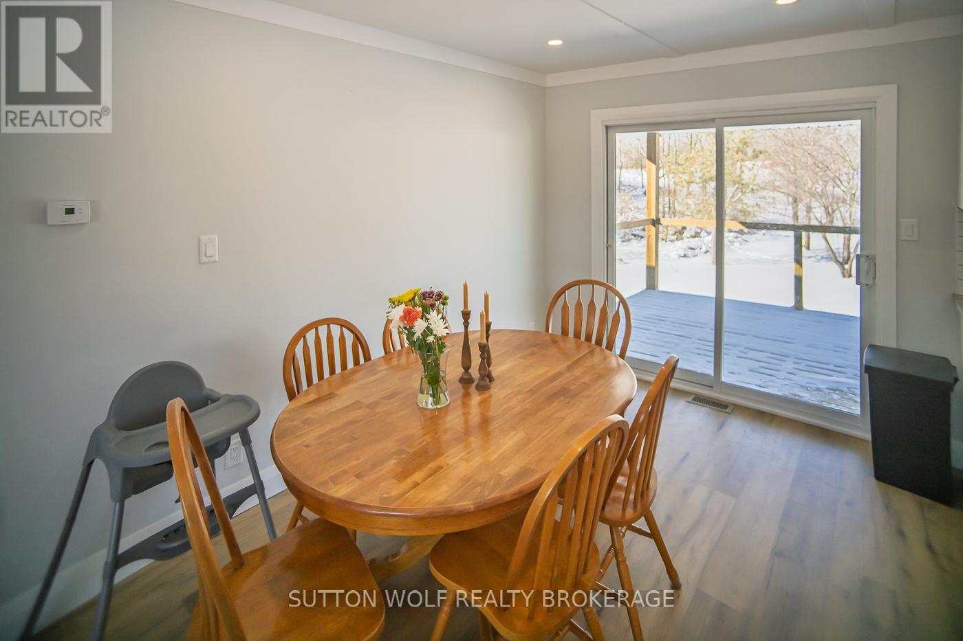 Photo 9 of 39 for 235 William Street